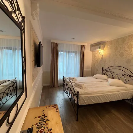 Hotel Boutique Cathedral Plaza Residences For Rent Downtown *