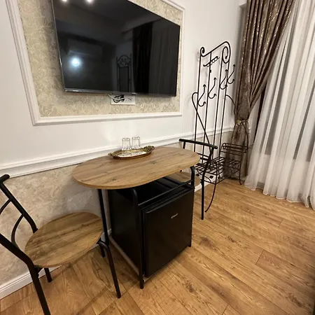 Boutique Cathedral Plaza Residences For Rent Downtown Готель *
