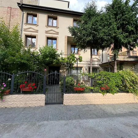 Boutique Cathedral Plaza Residences For Rent Downtown Hotel Bukareszt
