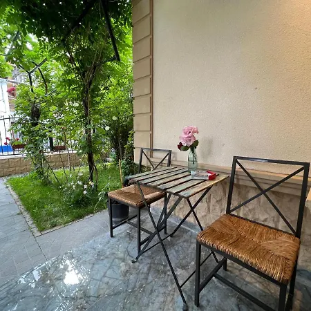 Boutique Cathedral Plaza Residences For Rent Downtown Hotel Bukareszt