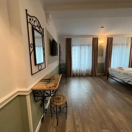 Boutique Cathedral Plaza Residences For Rent Downtown Hotel Bukareszt