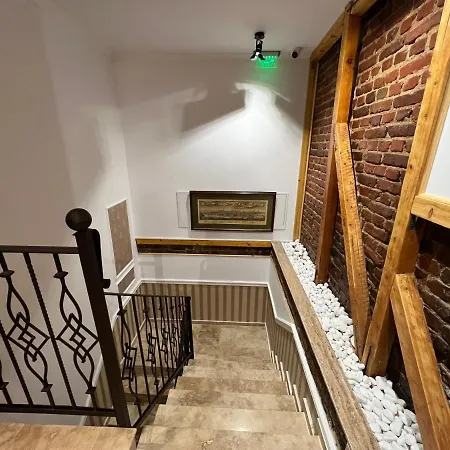 Boutique Cathedral Plaza Residences For Rent Downtown Hotel *