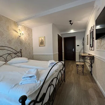 Boutique Cathedral Plaza Residences For Rent Downtown Hotel Bukareszt
