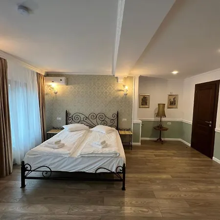 Boutique Cathedral Plaza Residences For Rent Downtown Hotel