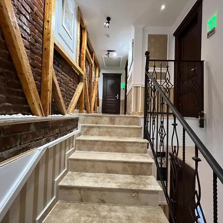 Boutique Cathedral Plaza Residences For Rent Downtown Hotel Bukareszt