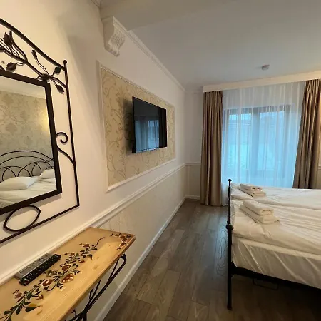 Boutique Cathedral Plaza Residences For Rent Downtown Hotel *