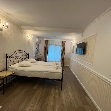 Hotel Boutique Cathedral Plaza Residences For Rent Downtown *