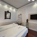 Boutique Cathedral Plaza Residences For Rent Downtown *