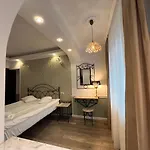 Boutique Cathedral Plaza Residences For Rent Downtown Hotel