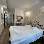 Boutique Cathedral Plaza Residences For Rent Downtown *