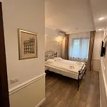 Boutique Cathedral Plaza Residences For Rent Downtown Bucarest