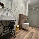 Hotel Boutique Cathedral Plaza Residences For Rent Downtown *