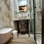 Boutique Cathedral Plaza Residences For Rent Downtown Hotel Bucarest