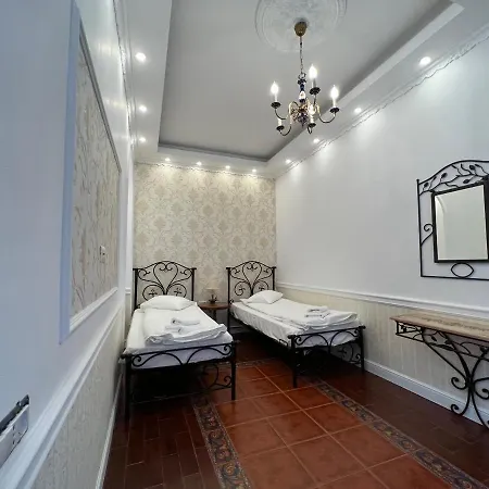 Boutique Cathedral Plaza Residences For Rent Downtown *