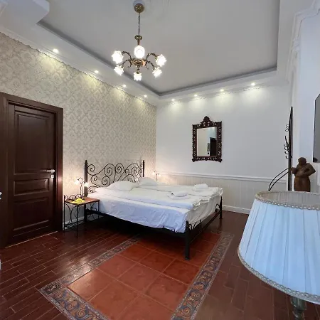 Boutique Cathedral Plaza Residences For Rent Downtown Bukarest