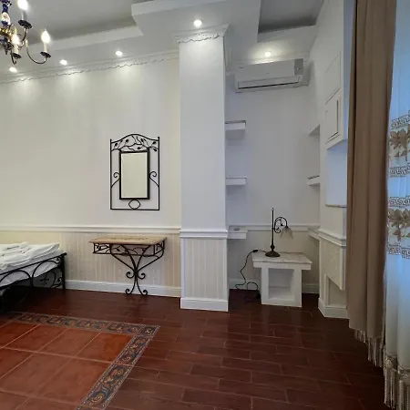 Boutique Cathedral Plaza Residences For Rent Downtown Ξενοδοχείο