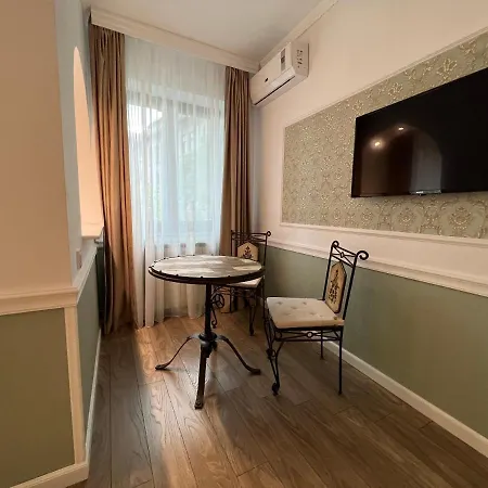 Boutique Cathedral Plaza Residences For Rent Downtown * Bukarest