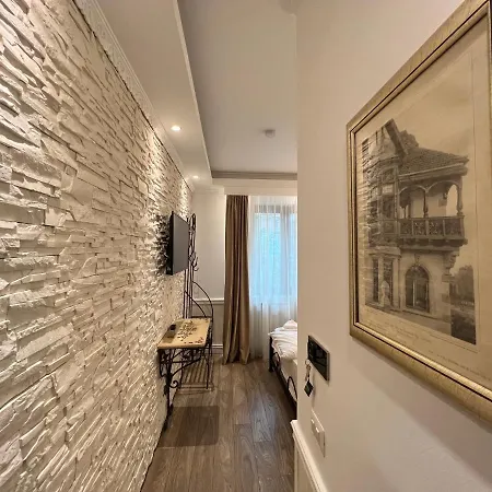 Boutique Cathedral Plaza Residences For Rent Downtown Ξενοδοχείο