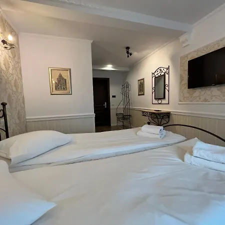 Boutique Cathedral Plaza Residences For Rent Downtown Hotel *