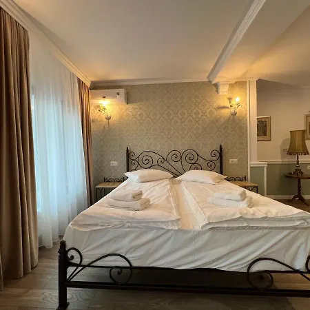 Boutique Cathedral Plaza Residences For Rent Downtown Boekarest