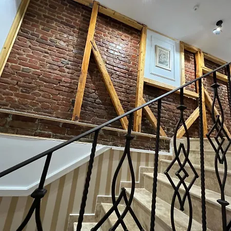 Boutique Cathedral Plaza Residences For Rent Downtown Hotel *