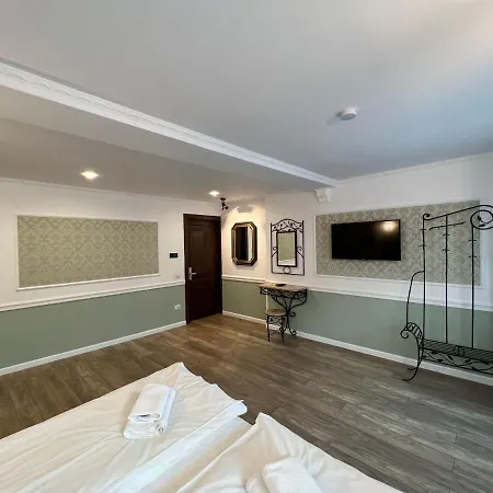 Hotel Boutique Cathedral Plaza Residences For Rent Downtown *