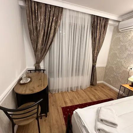 Boutique Cathedral Plaza Residences For Rent Downtown * Bukarest