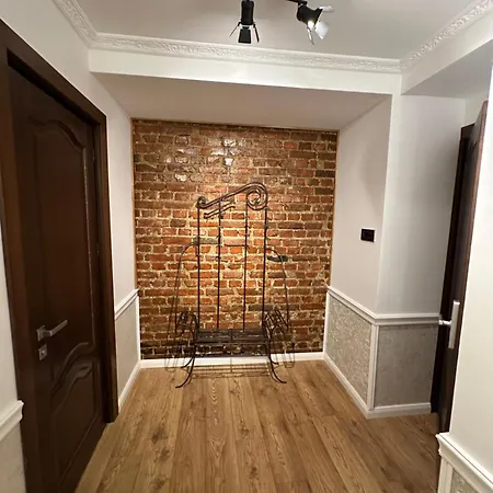 Ξενοδοχείο Boutique Cathedral Plaza Residences For Rent Downtown *