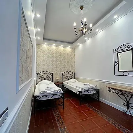 Boutique Cathedral Plaza Residences For Rent Downtown Hotel *