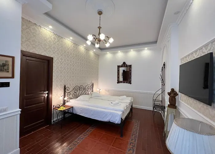 Hotel Boutique Cathedral Plaza Residences For Rent Downtown *