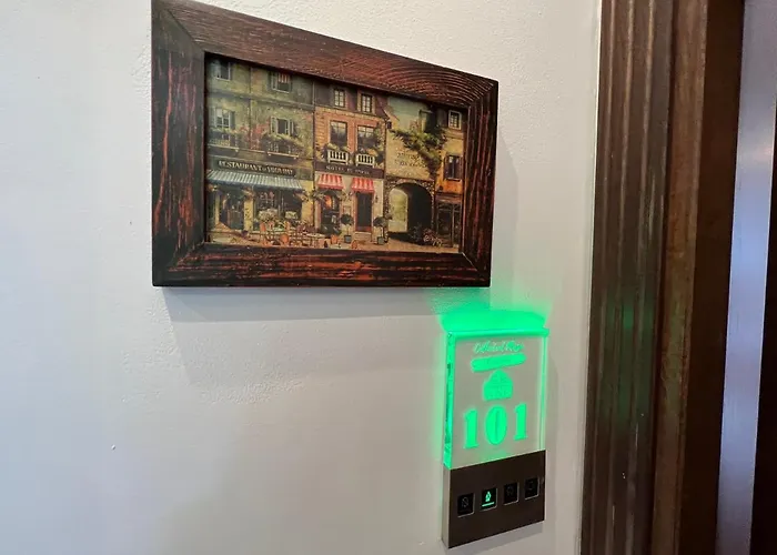 Boutique Cathedral Plaza Residences For Rent Downtown 부쿠레슈티