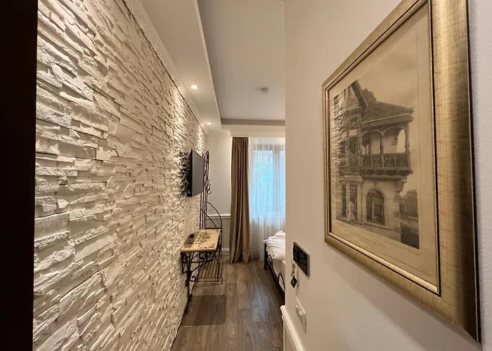 Boutique Cathedral Plaza Residences For Rent Downtown Hotel