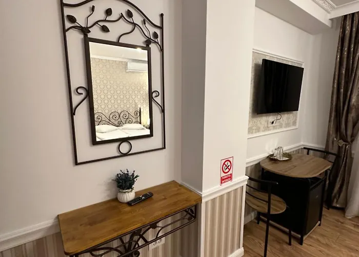 Boutique Cathedral Plaza Residences For Rent Downtown فندق بوخارست