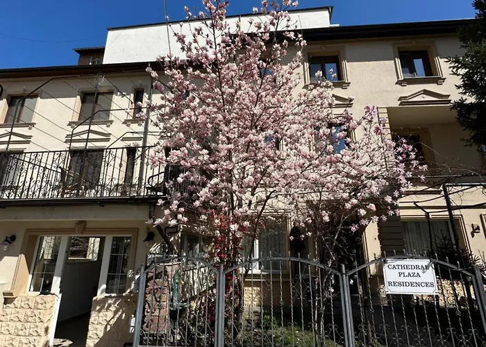 Boutique Cathedral Plaza Residences For Rent Downtown Szálloda *