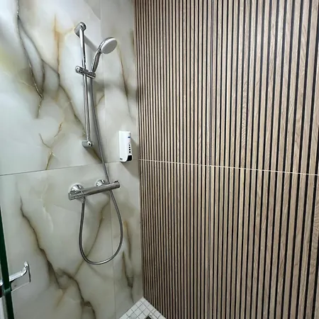 Boutique Cathedral Plaza Residences For Rent Downtown *